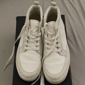 Old Navy Men's White Sneakers